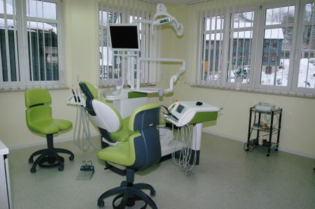 Behandlungsraum für Zahnerhalt bei Zahnarzt Ralf Kessel in Suhl
